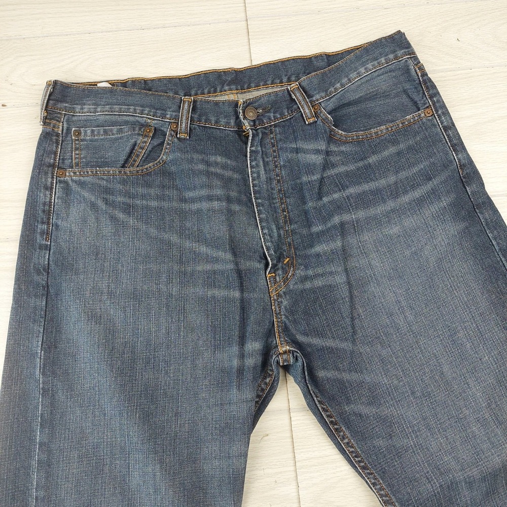 Levi's 505 Regular Fit Jeans Mens 38x30 Blue Medium Wash Straight Leg Denim